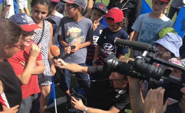 Les ECHOS des CLUBS - Nabil FEKIR ramène la Coupe du Monde à JOMARD ! Les ECHOS des CLUBS - Nabil FEKIR ramène la Coupe du Monde à JOMARD !