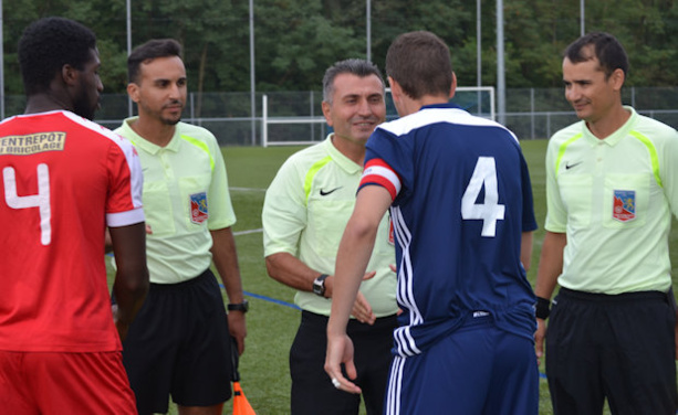 Les arbitres de la rencontre Les arbitres de la rencontre
