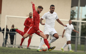 Initialement partant pour le FC Limonest-Saint-Didier, Axel Réa a finalement décidé de rester dans le club ou il a débuté. Initialement partant pour le FC Limonest-Saint-Didier, Axel Réa a finalement décidé de rester dans le club ou il a débuté.