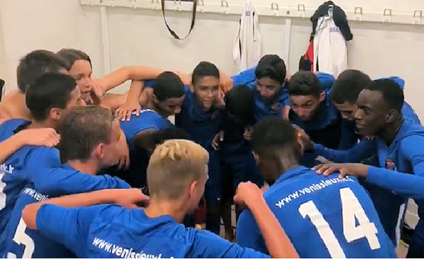 U15 R1 – Le VENISSIEUX FC équilibre son bilan U15 R1 – Le VENISSIEUX FC équilibre son bilan