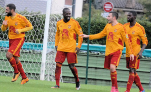 Le FC Villefranche aurait pu y penser en se rappelant que Daniel Gbaguidi lui avait mis deux buts la saison dernière lors du match aller du derby.