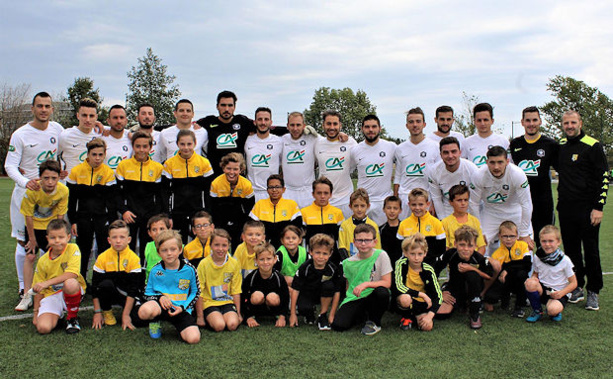 Coupe de France - Cyril BADOIL : "On adore ça au FC VAL LYONNAIS..." Coupe de France - Cyril BADOIL : "On adore ça au FC VAL LYONNAIS..."