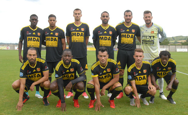 MDA Foot - Le groupe pour la réception de JURA SUD