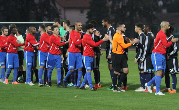 R2 - Le VENISSIEUX FC tombe de haut R2 - Le VENISSIEUX FC tombe de haut
