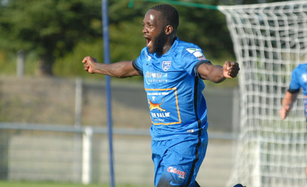 Revoilà Daniel Gbaguidi, désormais sous les couleurs du FC Vaulx Revoilà Daniel Gbaguidi, désormais sous les couleurs du FC Vaulx