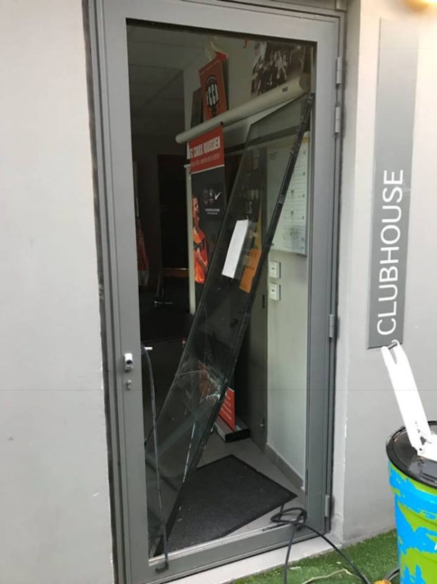 Les ECHOS des CLUBS - La très mauvaise surprise pour le FC CROIX-ROUSSIEN Les ECHOS des CLUBS - La très mauvaise surprise pour le FC CROIX-ROUSSIEN