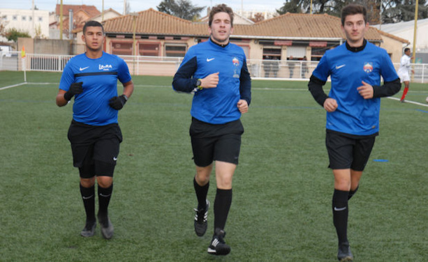 Les arbitres de la rencontre Les arbitres de la rencontre