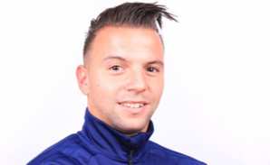 Adlen Bouhila Adlen Bouhila