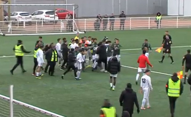 GAMBARDELLA CA – Incidents et confusion à VUILLERMET