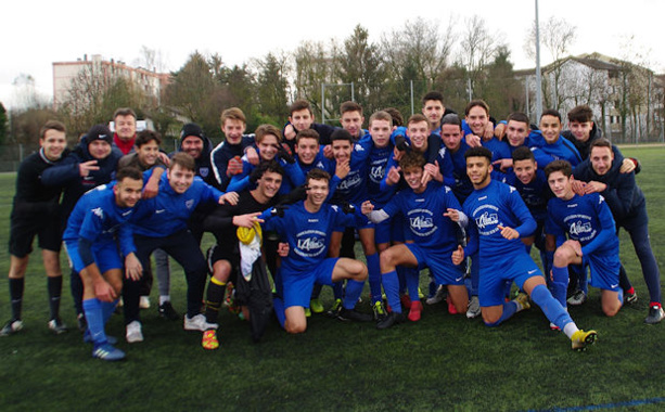 Scolaires - Le Lycée Louis ARMAND de VILLEFRANCHE en finale nationale Scolaires - Le Lycée Louis ARMAND de VILLEFRANCHE en finale nationale