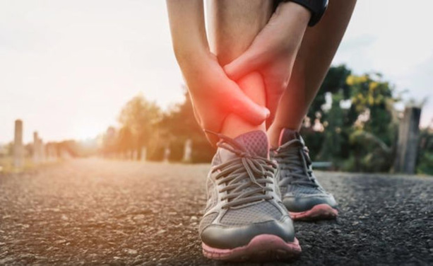 Sport-Protech.Com - ENTORSE, TENDINITE...quelles solutions ? Sport-Protech.Com - ENTORSE, TENDINITE...quelles solutions ?