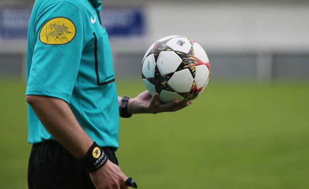 District - 27 nouveaux jeunes ARBITRES reçus District - 27 nouveaux jeunes ARBITRES reçus