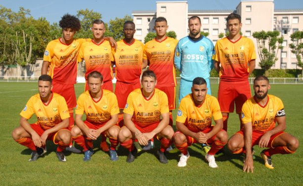 AS SAINT-PRIEST - Le groupe pour la réception du CA PONTARLIER AS SAINT-PRIEST - Le groupe pour la réception du CA PONTARLIER