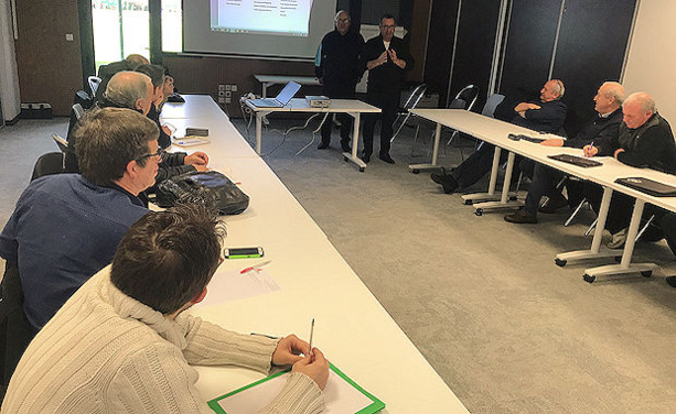 District - "Le FOOTBALL tous ENSEMBLE", parce que les bonnes idées viennent souvent de la base District - "Le FOOTBALL tous ENSEMBLE", parce que les bonnes idées viennent souvent de la base