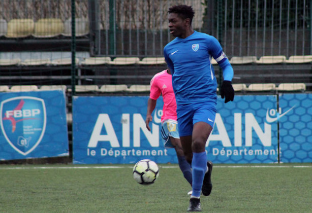 Les ECHOS des CLUBS - Un ancien du FC LYON et du FC DOMTAC convoqué avec le GABON Les ECHOS des CLUBS - Un ancien du FC LYON et du FC DOMTAC convoqué avec le GABON