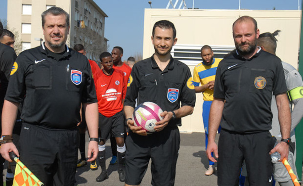 Les arbitres de la rencontre