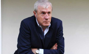 On sait désormais pourquoi Luis Fernandez faiait parti des 500 spectateurs du derby du 2 mars. On sait désormais pourquoi Luis Fernandez faiait parti des 500 spectateurs du derby du 2 mars.