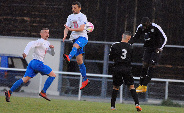 D1 – Le FEYZIN CBE c’est costaud, le FC CORBAS lâche du lest