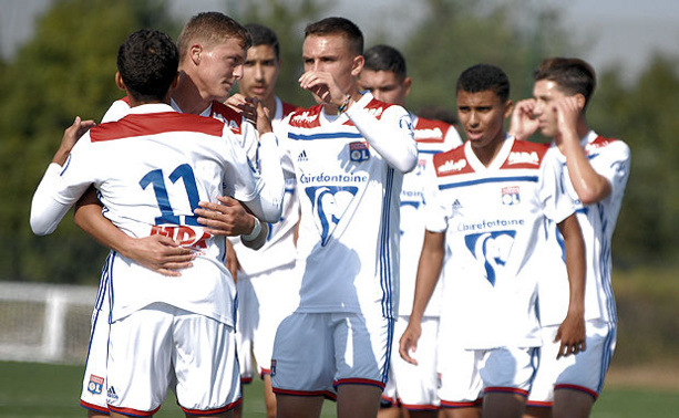 U17 Nationaux - L'OL sans concession pour l'AS SAINT-PRIEST U17 Nationaux - L'OL sans concession pour l'AS SAINT-PRIEST