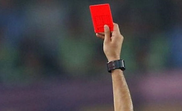 Incidents - Deux matchs arrêtés dans la Poule C de D3 Incidents - Deux matchs arrêtés dans la Poule C de D3