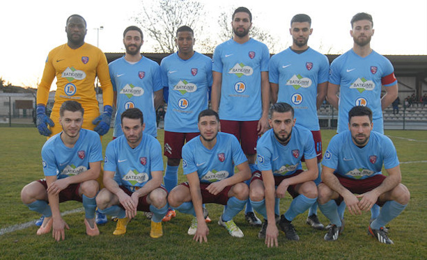 FC BOURGOIN - Le GROUPE pour la réception de MONTLUCON Foot