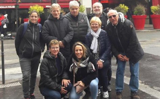 District - Neuf BENEVOLES pour un week-end PARISIEN District - Neuf BENEVOLES pour un week-end PARISIEN