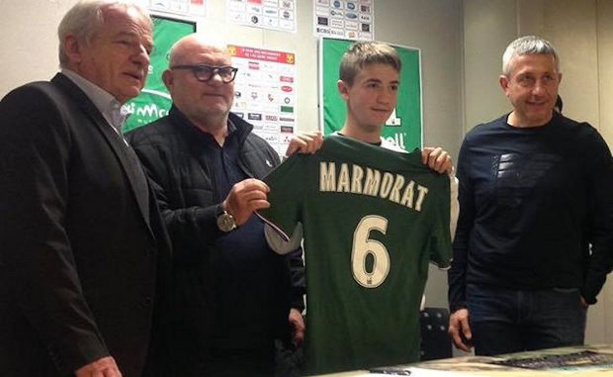 Formation - Mathéo MARMORAT signe trois ans chez les VERTS Formation - Mathéo MARMORAT signe trois ans chez les VERTS
