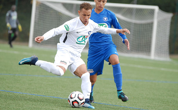 Florent Besson tout proche d'un deuxième sacre de pichichi, cette fois ci en D1 après celui en D2 la saison dernière.