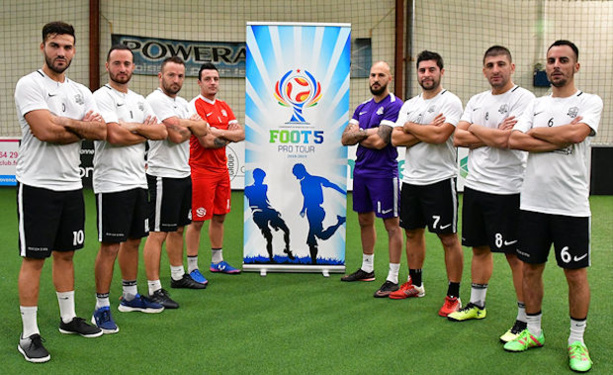 Championne de France 2016 et 2017, la Saba Foot5 Salon de Provence sera à Chazay samedi. Championne de France 2016 et 2017, la Saba Foot5 Salon de Provence sera à Chazay samedi.