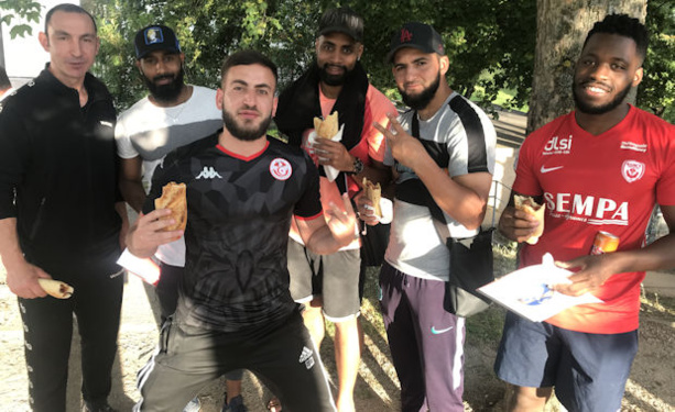FC VENISSIEUX - La balance de Ben MOLINA et le BARBECUE avant les vacances FC VENISSIEUX - La balance de Ben MOLINA et le BARBECUE avant les vacances