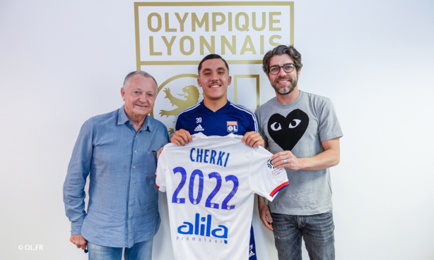 OL INFO : Rayan Cherki signe son 1er contre pro !