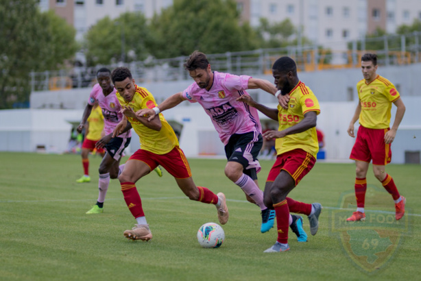 AS Saint-Priest : le groupe contre Martigues AS Saint-Priest : le groupe contre Martigues
