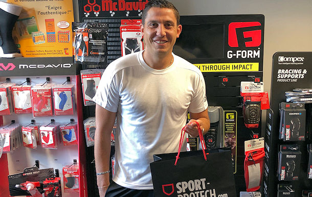 Jessim Ferraro (Vénissieux FC) Jessim Ferraro (Vénissieux FC)