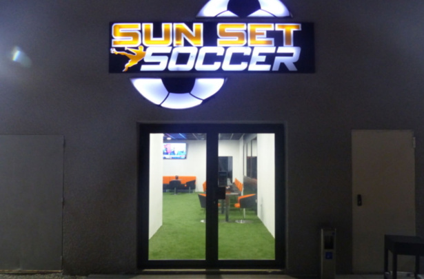 FOOT INDOOR - PAS D’INTEMPÉRIES AU SUN SET SOCCER DE MIONS FOOT INDOOR - PAS D’INTEMPÉRIES AU SUN SET SOCCER DE MIONS