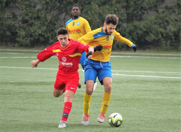 D3  : AS Bron (C) - Odenas Charentay (2-3) : les photos de Robert Ageron