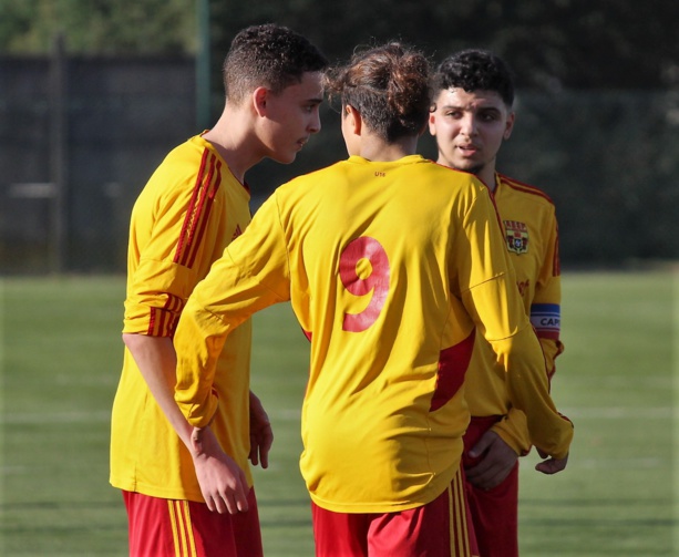 U16 R1 AS Saint-Priest B- Rhône Crussol 07 (5-2) : les photos de Robert Ageron U16 R1 AS Saint-Priest B- Rhône Crussol 07 (5-2) : les photos de Robert Ageron