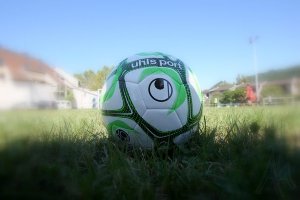 La saison de football amateur peut-elle reprendre ? La saison de football amateur peut-elle reprendre ?