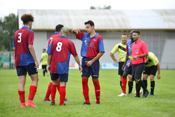 Pour les championnats de Ligue et District, ce sera au moins une montée et une descente Pour les championnats de Ligue et District, ce sera au moins une montée et une descente