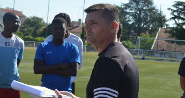 François VILLEBRUN (nouvel entraîneur de Chassieu Décines) : "j'ai été séduit par le projet présenté" François VILLEBRUN (nouvel entraîneur de Chassieu Décines) : "j'ai été séduit par le projet présenté"