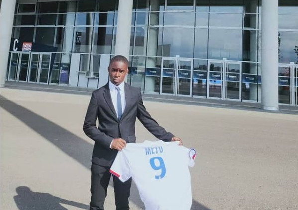 Bryan Meyo Ngoua (OL) retenu en équipe de France U16 Bryan Meyo Ngoua (OL) retenu en équipe de France U16