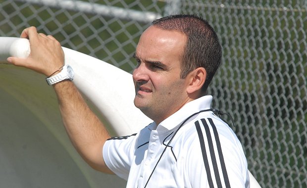 Nicolas Pinard, l'entraîneur du FC DOMTAC Nicolas Pinard, l'entraîneur du FC DOMTAC