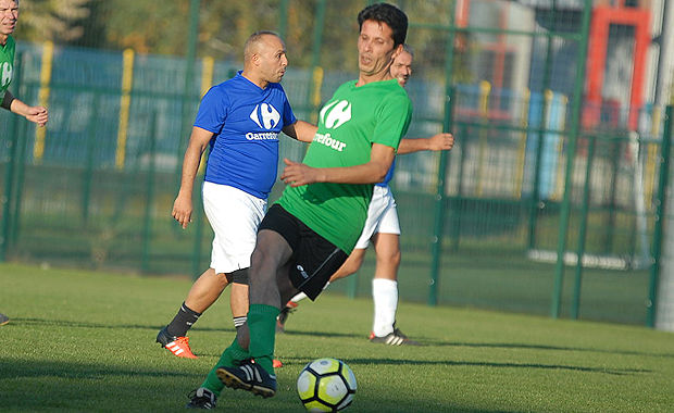 Karim Bounouara est entrée en cours de jeu avec la troisième équipe du FC Vaulx à l'O Belleroche