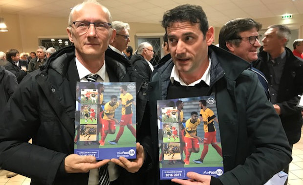 Cédric Lambert (à droite), le président du FC Rive Droite