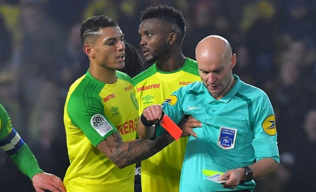 Affaire CHAPRON - Les arbitres du Rhône réagissent... Affaire CHAPRON - Les arbitres du Rhône réagissent...