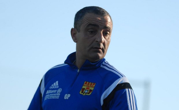 Gérald Pérez, coach de la troisième équipe de l'AS Saint-Priest en remplaçement de Mickale Napoletano, absent ce week-end.