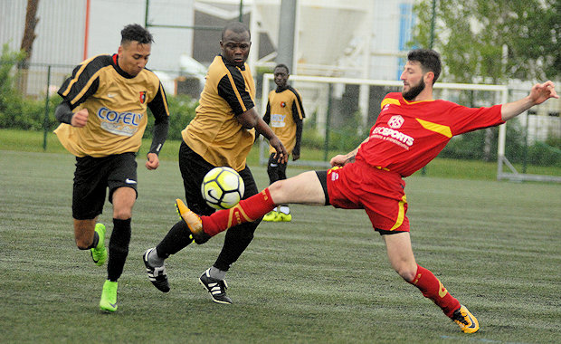 D2 – Fatal nul entre le FC VAULX C et l’Entente ODENAS CHARENTAY