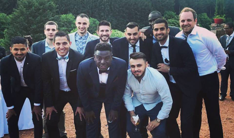 Les ECHOS des CLUBS - Anthony ELEKA signe le contrat de sa vie ! Les ECHOS des CLUBS - Anthony ELEKA signe le contrat de sa vie !