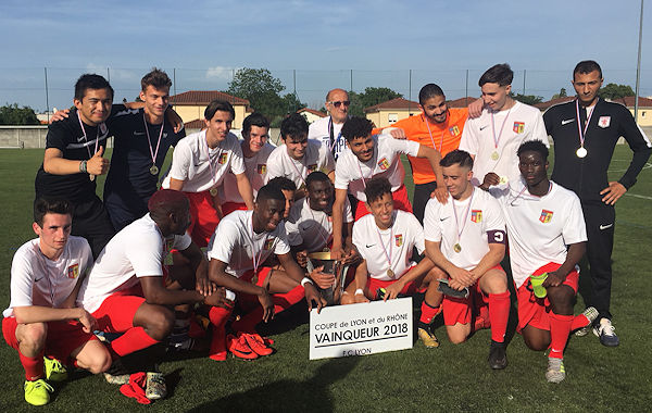 Les U19 ont ramené une troisième Coupe ce week-end au FC Lyon