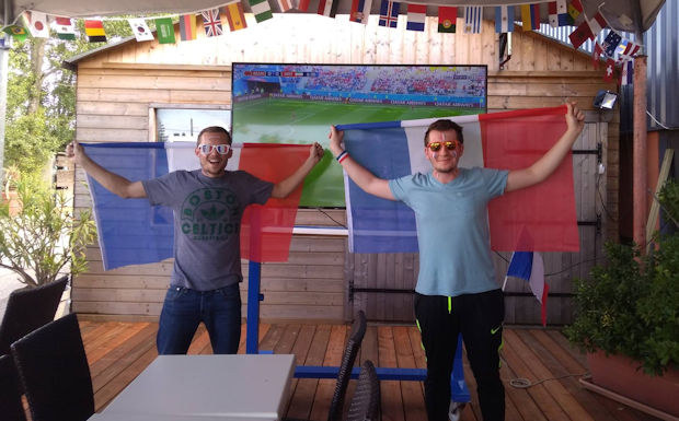 Evénement - Coupe du Monde et Musique chez SET&MATCH Craponne Evénement - Coupe du Monde et Musique chez SET&MATCH Craponne