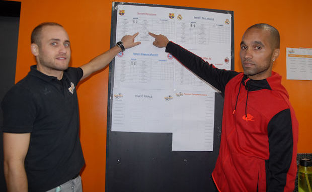 Anthony Esparza et Willy Babot, les organisateurs de la Sun Set Soccer Cup U9
